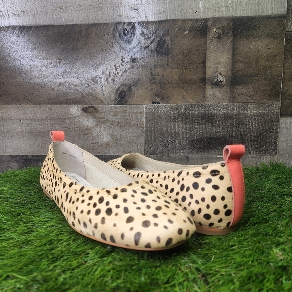 New Dolce Vita Ozzie Cheetah-Print Calf Hair Flats 8.5 - Picture 1 of 10